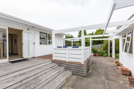 Photo of property in 2 Balmoral Street, Taradale, Napier, 4112