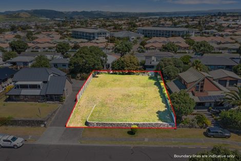 Photo of property in 15 Sunbrae Grove, Mount Maunganui, 3116