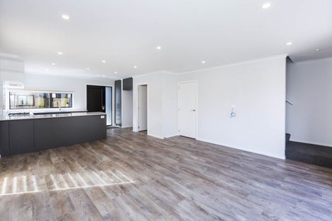 Photo of property in 8 Reakes Crescent, Wallaceville, Upper Hutt, 5018