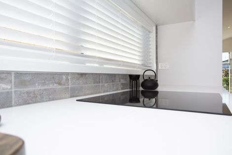 Photo of property in 37 Saint Pauls Drive, Brookfield, Tauranga, 3110