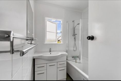 Photo of property in 34 Kelvin Road, Papakura, 2110