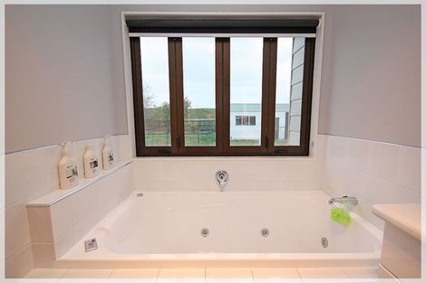 Photo of property in 20 Aru Street, Tangimoana, 4822