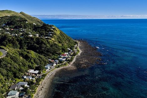 Photo of property in 43 Haunui Road, Pukerua Bay, 5026