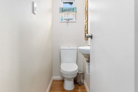 Photo of property in 57 Cumnor Terrace, Woolston, Christchurch, 8023