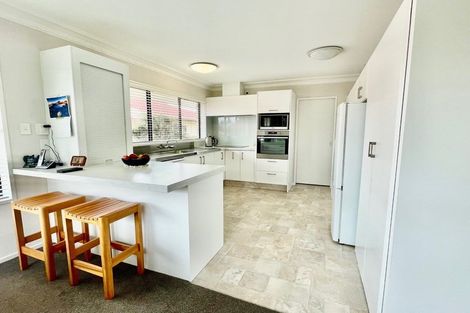 Photo of property in 16 Saunders Place, Te Puke, 3119