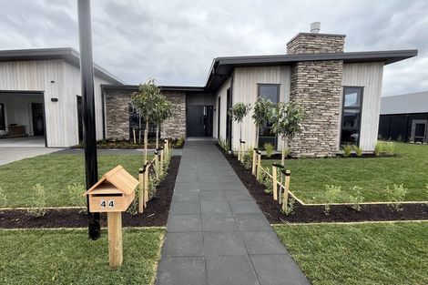 Photo of property in 44 Ngaru Crescent, Wharewaka, Taupo, 3330