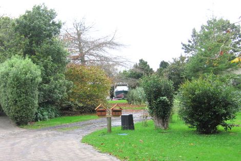 Photo of property in 5 Birchwood Grove, Greenhithe, Auckland, 0632