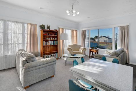 Photo of property in 11 Miranda Street, Stratford, 4332