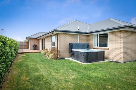 Photo of property in 10 Broadway Parade, Rolleston, 7615