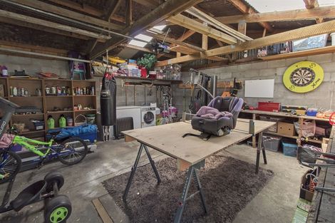 Photo of property in 10 Harris Street, Pleasant Point, 7903