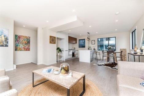 Photo of property in 4/5 Perekia Street, Albany, Auckland, 0632