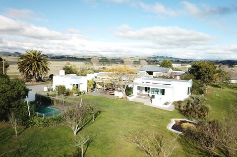 Photo of property in 402 Porangahau Road, Waipukurau, 4282