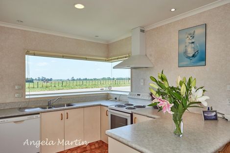 Photo of property in 96 Kelvin Grove Road, Kelvin Grove, Palmerston North, 4414