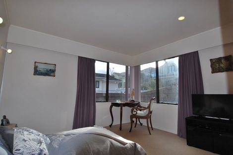 Photo of property in 27 Avon Street, Island Bay, Wellington, 6023