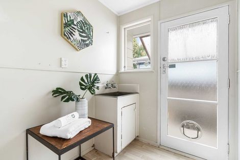 Photo of property in 15 Frostbite Place, Ranui, Auckland, 0612