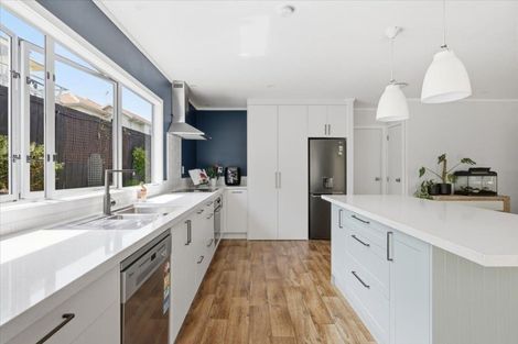 Photo of property in 11 Nautilus Drive, Papamoa Beach, Papamoa, 3118