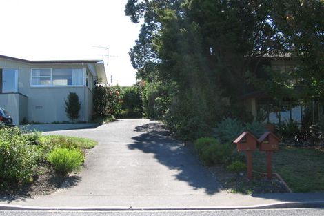 Photo of property in 2/52 Rewi Street, Torbay, Auckland, 0630