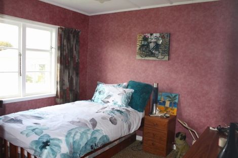 Photo of property in 57 Ladys Mile, Eltham, 4322