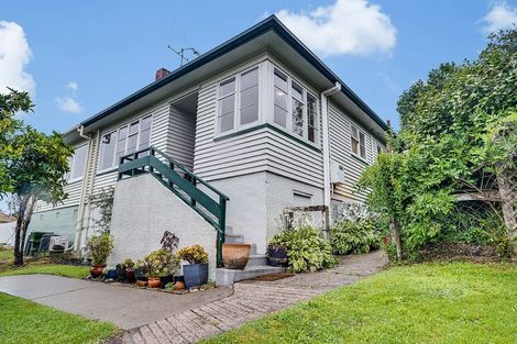 Photo of property in 24 Plunket Terrace, Hamilton East, Hamilton, 3216