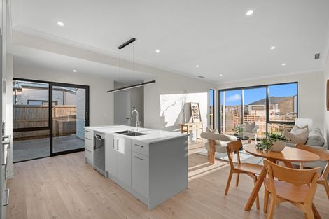 Photo of property in 10 Mabel Crescent, Halswell, Christchurch, 8025