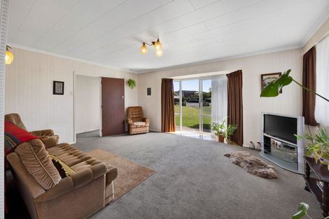 Photo of property in 3 Caesar Street, Stratford, 4332