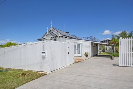 Photo of property in 11 Wilson Avenue, Avenues, Whangarei, 0110