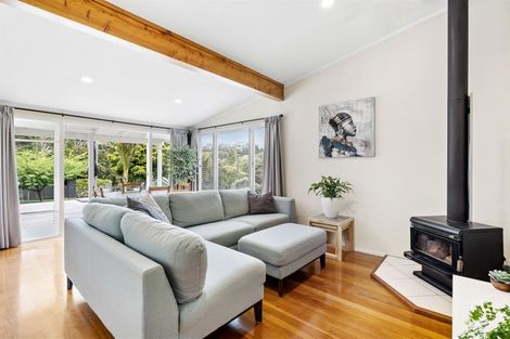 Photo of property in 315 Muriwai Road, Waimauku, 0881