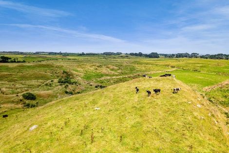 Photo of property in 955 Opua Road, Opunake, 4681