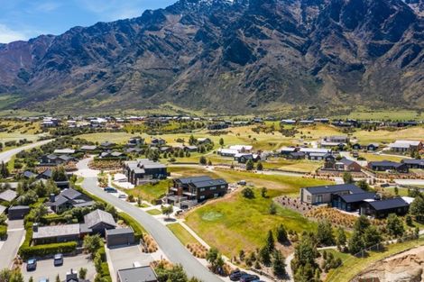Photo of property in 9 Rannoch Drive, Jacks Point, Queenstown, 9371