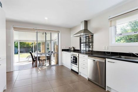 Photo of property in 3 Aspen Place, Parklands, Christchurch, 8083