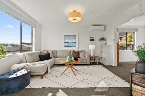 Photo of property in 42 Dominica Crescent, Grenada Village, Wellington, 6037