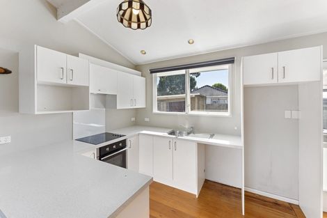 Photo of property in 40 Orrick Crescent, Avondale, Christchurch, 8061