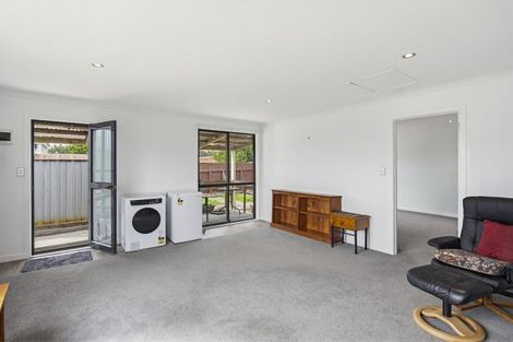 Photo of property in 132 Weraroa Road, Levin, 5510