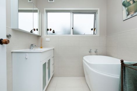 Photo of property in 16 Pandora Place, Welcome Bay, Tauranga, 3112