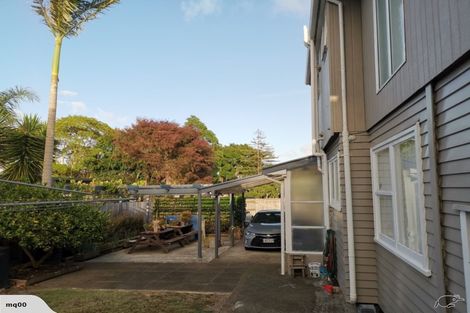 Photo of property in 320 Bucklands Beach Road, Bucklands Beach, Auckland, 2012
