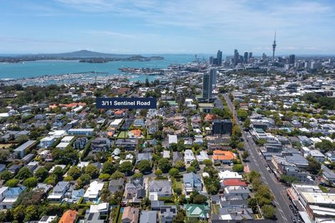 Photo of property in 3/11 Sentinel Road, Herne Bay, Auckland, 1011