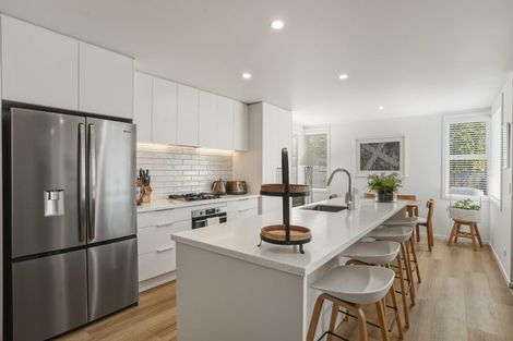 Photo of property in 44a Hargest Crescent, Saint Kilda, Dunedin, 9012