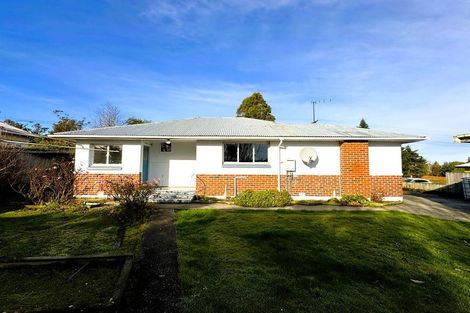 Photo of property in 71 Essex Street, Balclutha, 9230