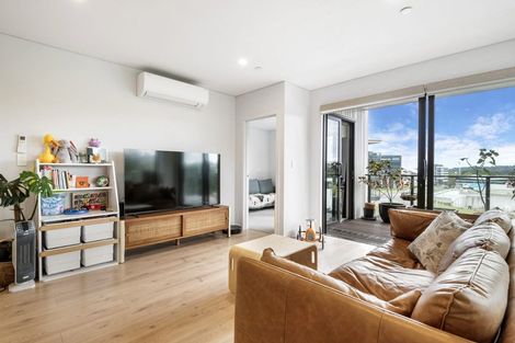 Photo of property in 416/3 Kaipiho Lane, Albany, Auckland, 0632