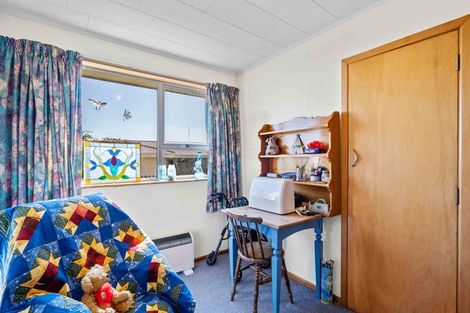 Photo of property in 19 Milford Street, Heidelberg, Invercargill, 9812