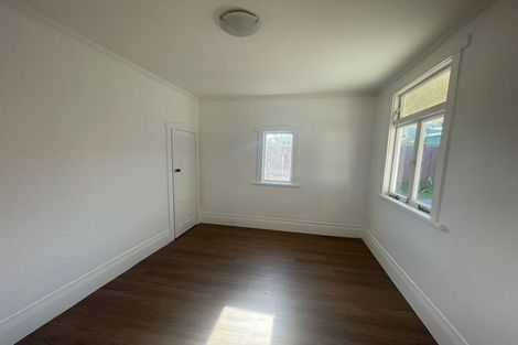 Photo of property in 22 Grande Vue Road, Hillpark, Auckland, 2102