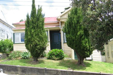 Photo of property in 18 New Bond Street, Kingsland, Auckland, 1021
