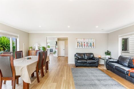 Photo of property in 3 Ascot Way, Orewa, 0931