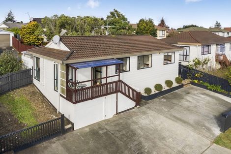 Photo of property in 1/21 Silver Creek Road, Weymouth, Auckland, 2103