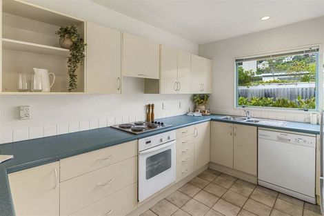Photo of property in 2/110 Nayland Street, Sumner, Christchurch, 8081
