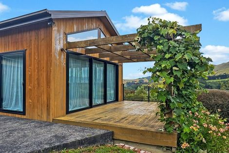 Photo of property in 12 Hollybank Lane, Allandale, Lyttelton, 8971