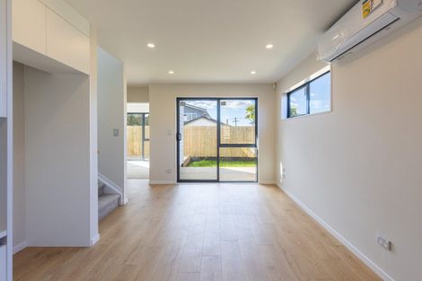 Photo of property in 6e Kaweka Street, New Lynn, Auckland, 0600