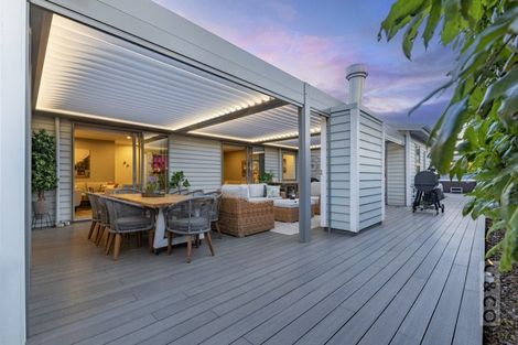 Photo of property in 11 Parlane Drive, Huapai, Kumeu, 0810