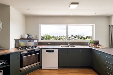 Photo of property in 6 Glamis Avenue, Dinsdale, Hamilton, 3204