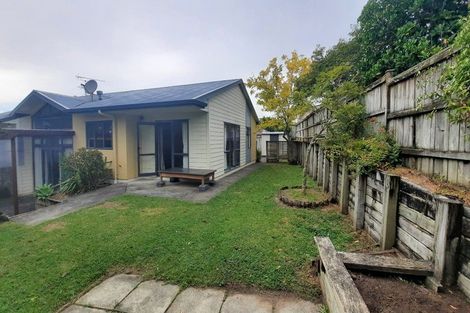 Photo of property in 10 Cinnabar Place, Westgate, Auckland, 0614